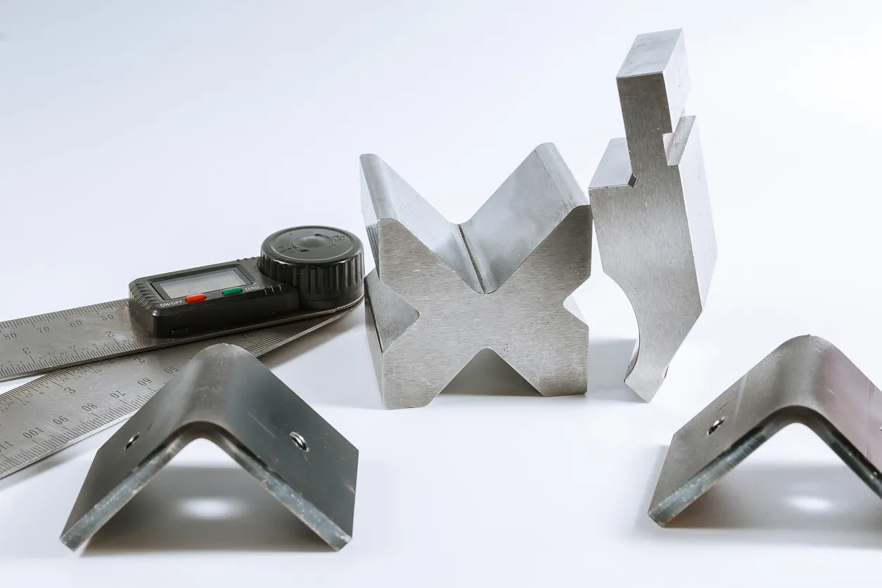 Bend tools, press brake punch and die