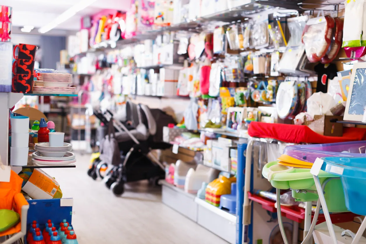 Tienda con una gran diversidad de accesorios para bebés niñas y niños 