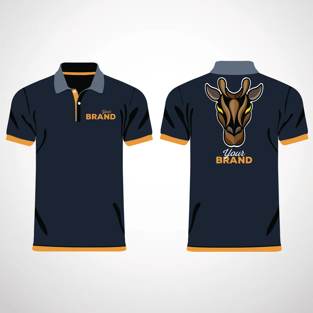 Playera polo combinada de azul y amarillo con estampado de logo al frente y en la parte posterior