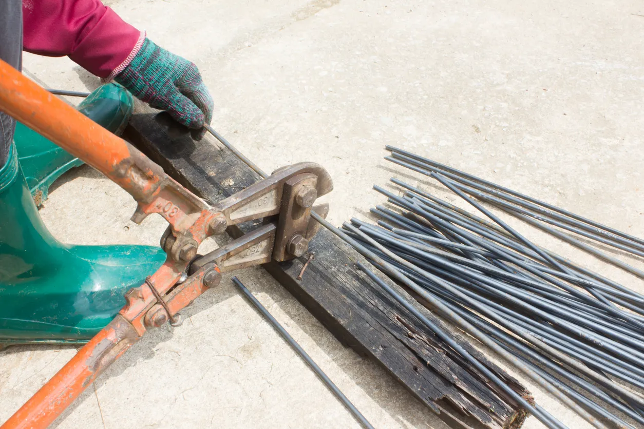 Cortador manual de varilla