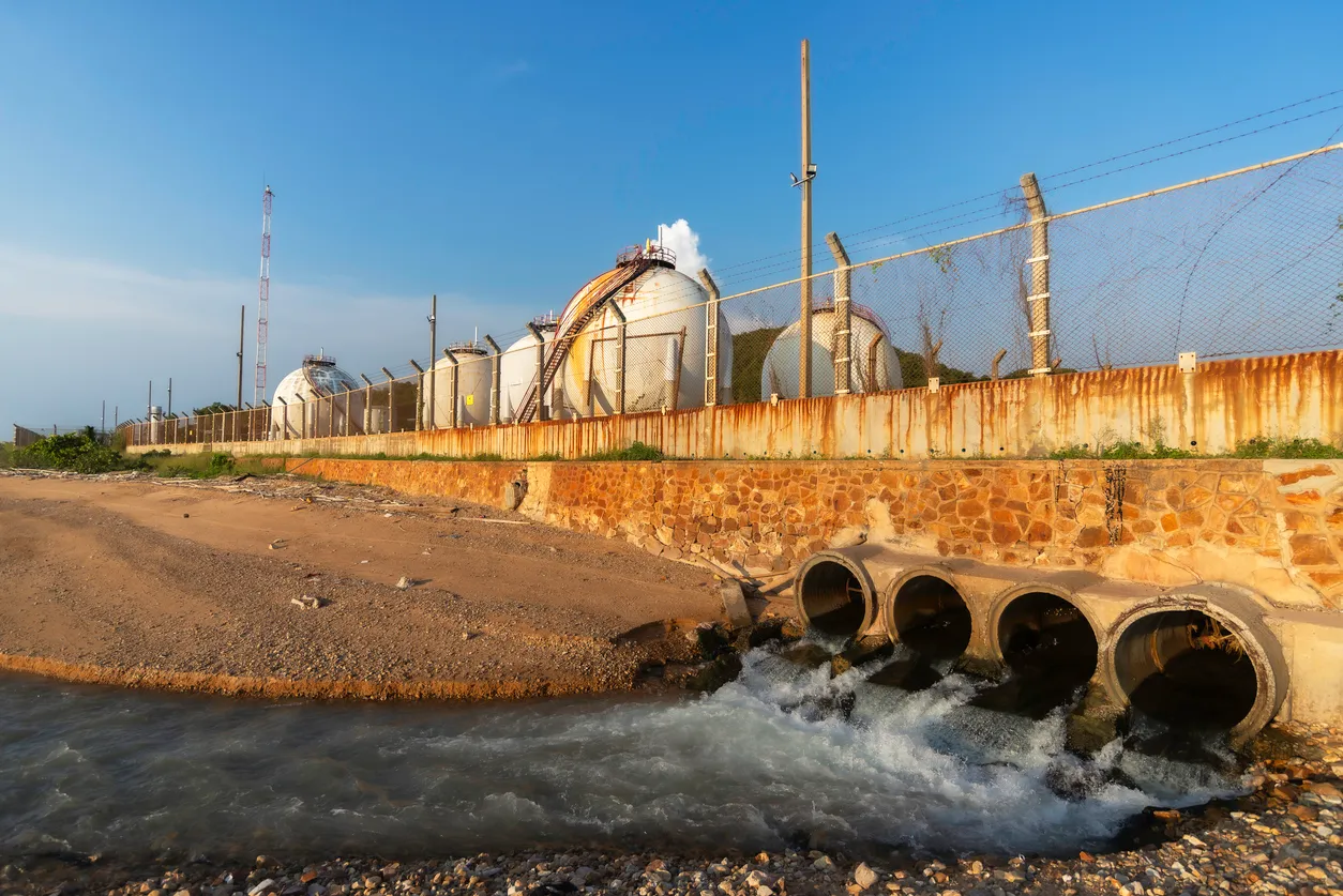 Imagen de Contaminación del agua en la industria: origen, impacto y cómo prevenirla