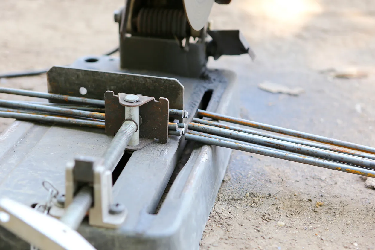 Cortador manual de varilla de metal