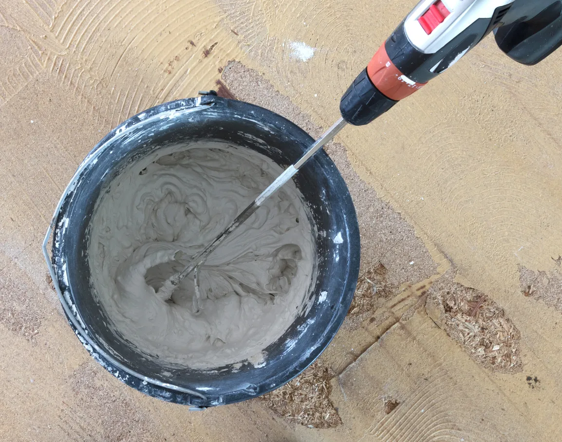 Revolvedor para taladro: guía para elegir paleta, capacidad y uso seguro