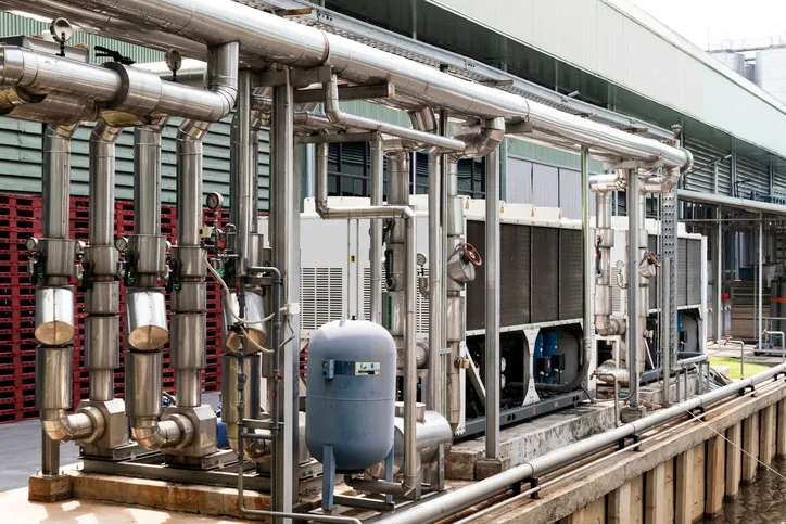 Ácido clorhídrico al 37% (HCl 37): ficha técnica, riesgos y manejo seguro