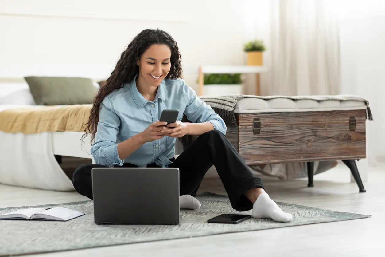Teléfonos de 7000 pesos: Potencia y diseño sin gastar de más