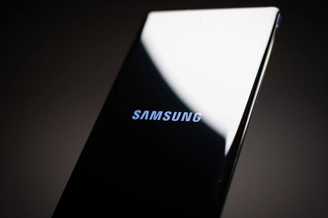 Línea del tiempo de celulares Samsung: evolución e innovación