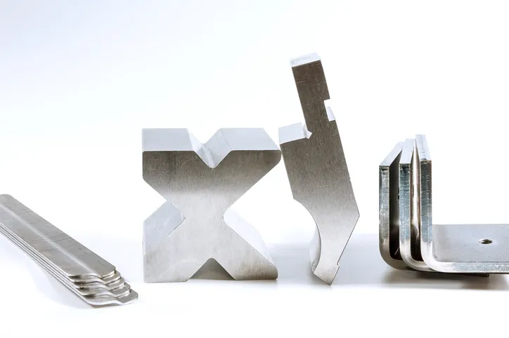 Troquelado y Estampado: Diferencias, Relación y Aplicaciones