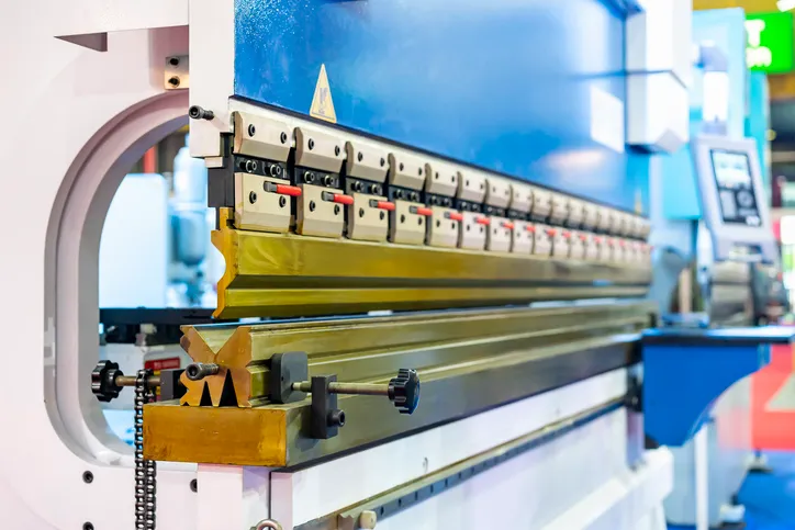 prensa hidráulica cnc para la formación de chapa metálica en la industria