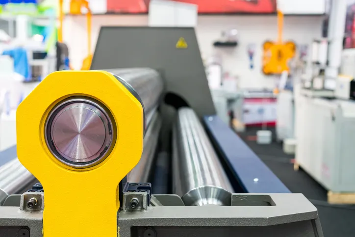 Cierre del rodillo de la máquina automática del rollo de la hoja del metal del CNC