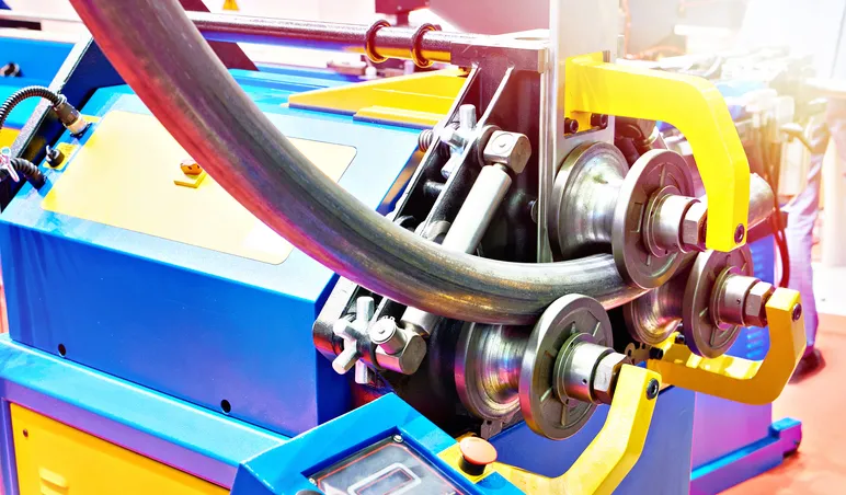 Roladora de perfiles de aluminio