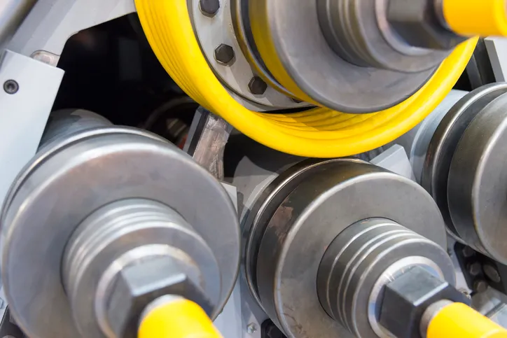 Rolado de perfiles de aluminio