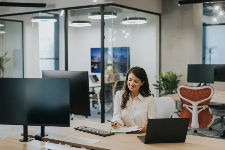 Anticipo de nómina: activo o pasivo en la contabilidad empresarial