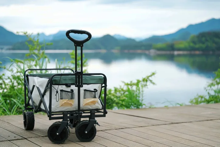 Innovadora solución de carro móvil en un entorno escénico al aire libre 