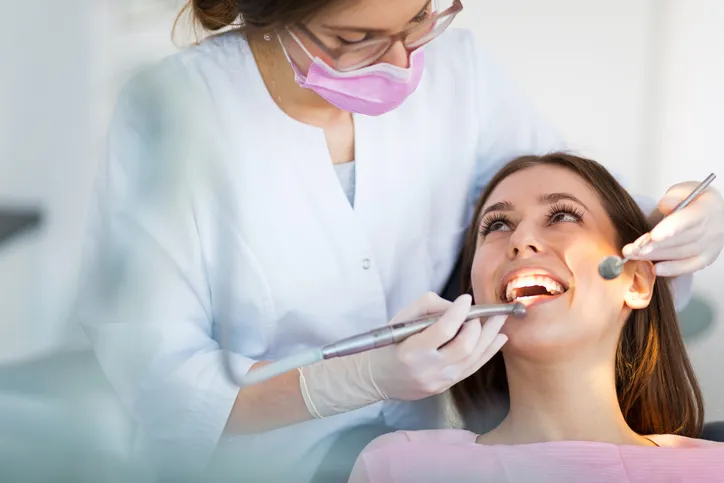 Opciones y atención de dentistas seguros monterrey