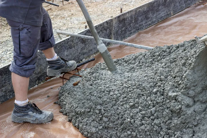 Equipo para vibrado de concreto: tipos, aplicaciones y criterios de compra