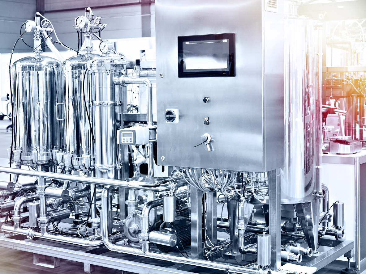 fabrica de materiales de acero inoxidable reluciente