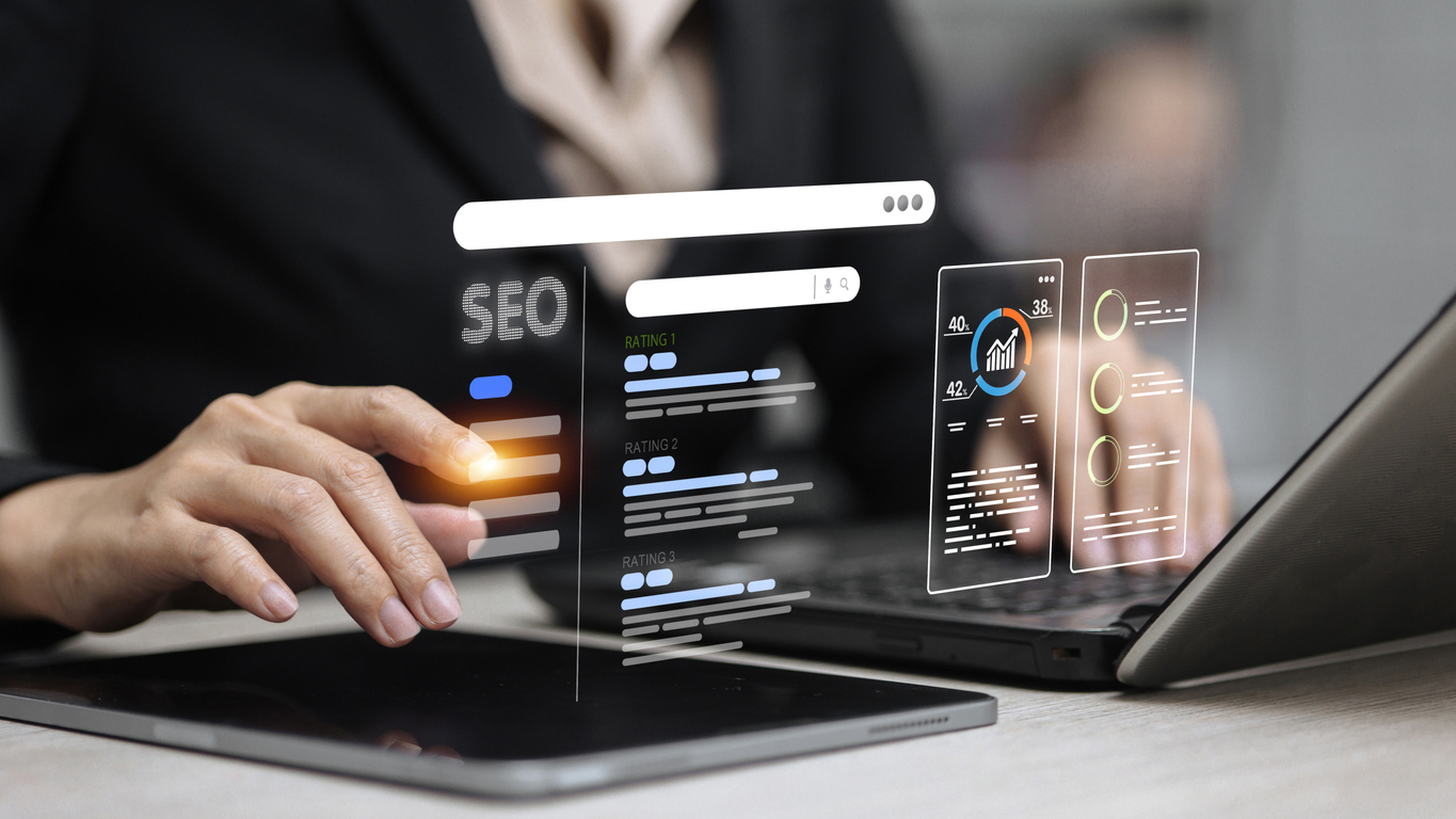 Panel de optimización SEO con interfaz de posicionamiento de búsqueda y analítica 