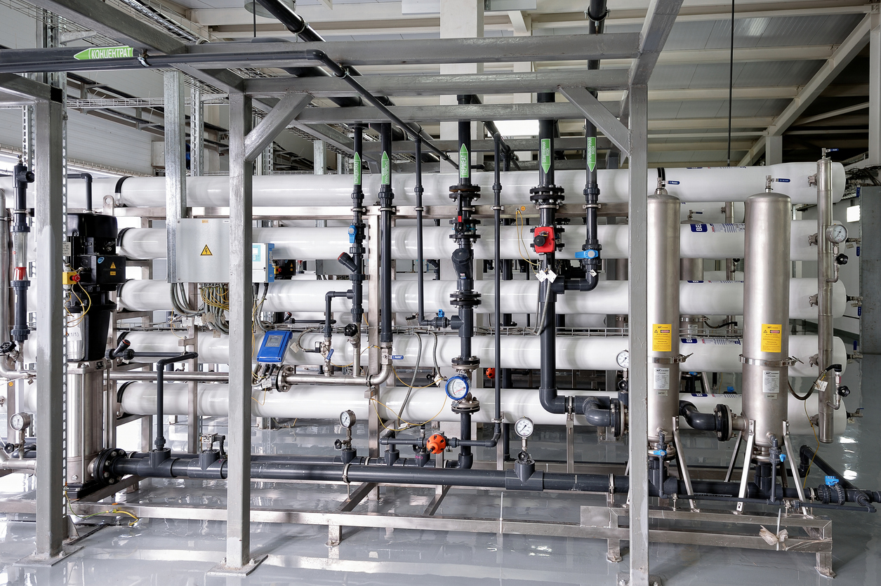 Cómo cambiar una membrana de ósmosis inversa en sistemas industriales