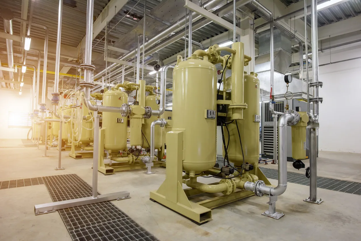 Sistemas de compresores de aire industriales con maquinaria y equipos,