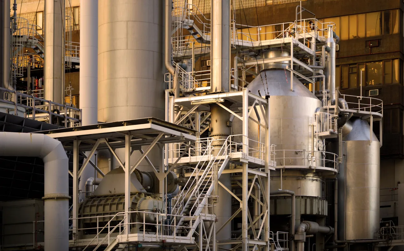 Tanques y reactores en industria química