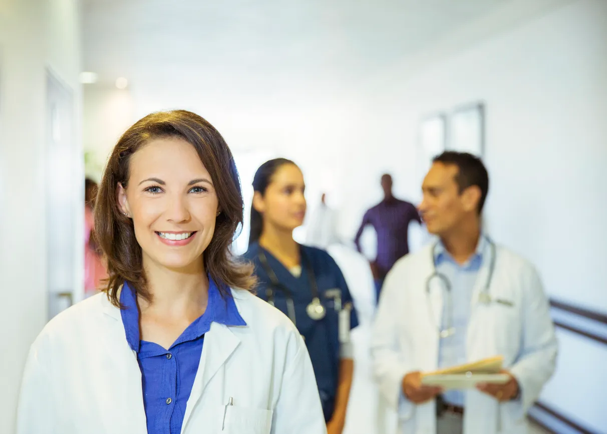 Aguinaldo Secretaría de Salud: guía de beneficios y consideraciones laborales
