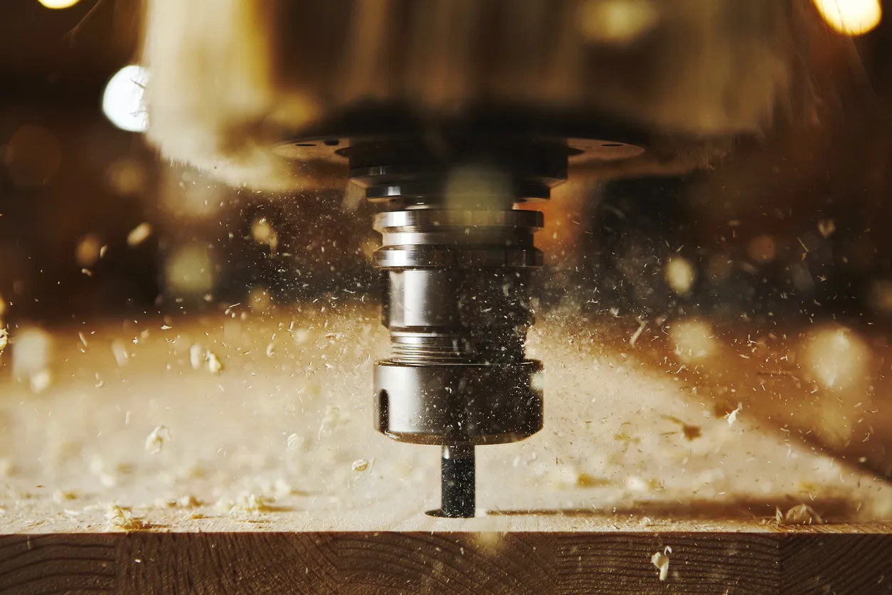 Fresadora Cnc, industria de carpintería. Herramienta con control numérico por ordenador.