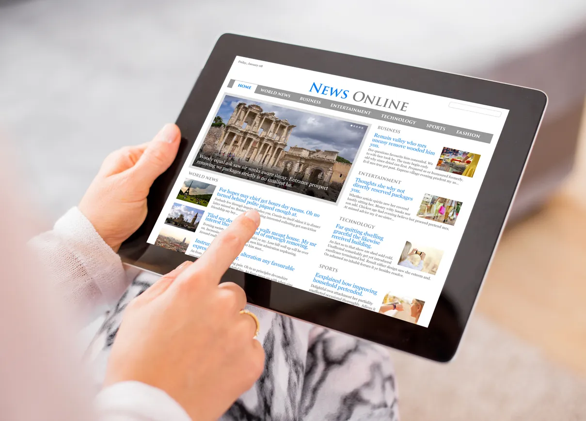 Noticias en tableta digital. Contenido se compuestos