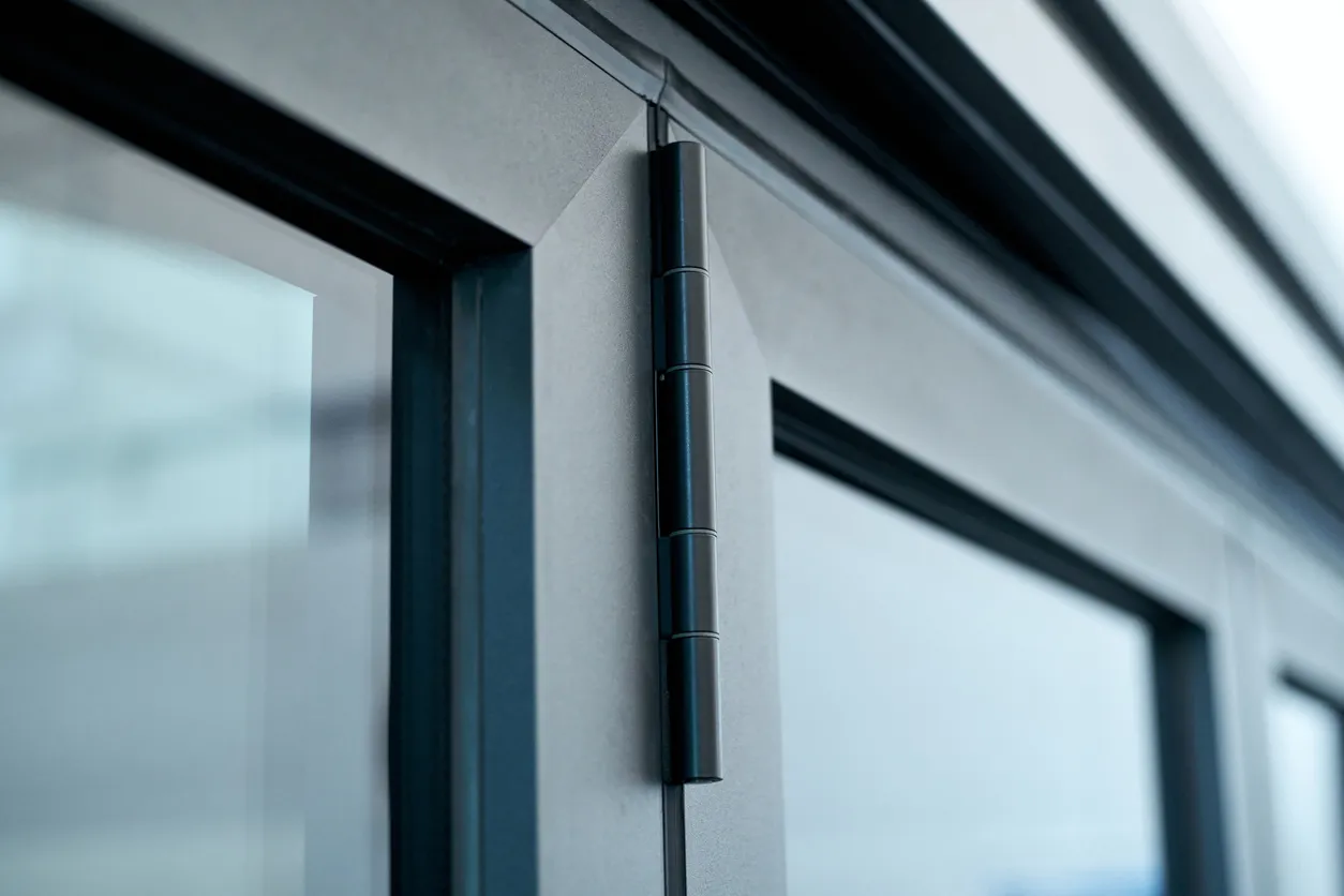 Seguro para puerta de aluminio color negro 