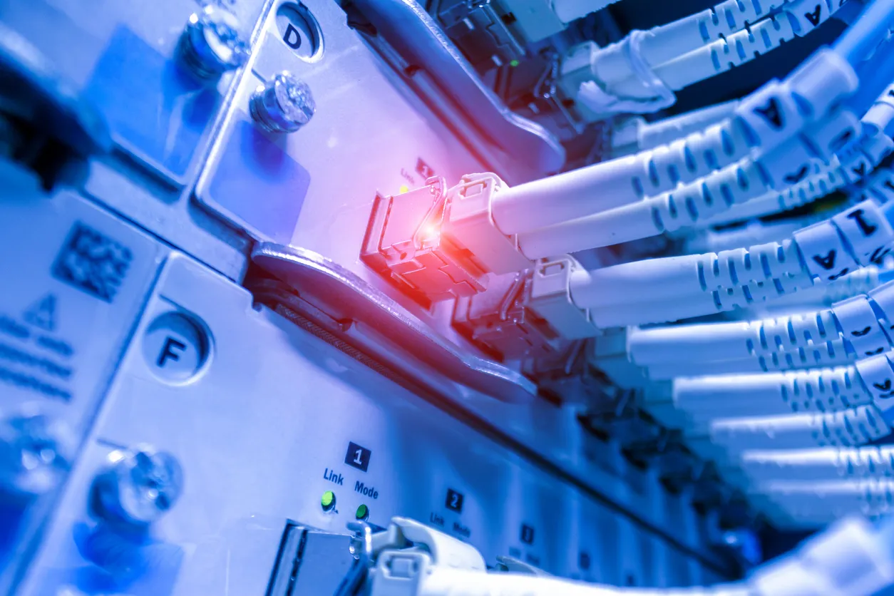 Inhibidor de corrosión para data centers, protección de metales, selección técnica y control en sistemas de enfriamiento.