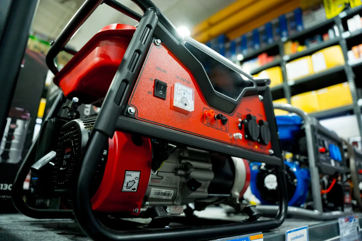 Generador diesel portátil AC en la sala de exposición de una gran tienda.