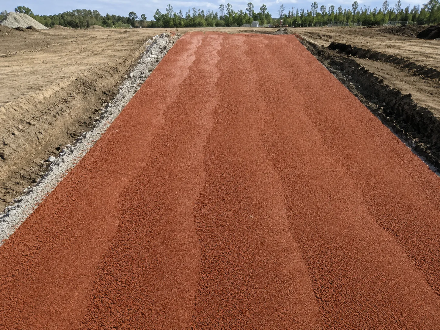 suelo apisionado con graba
