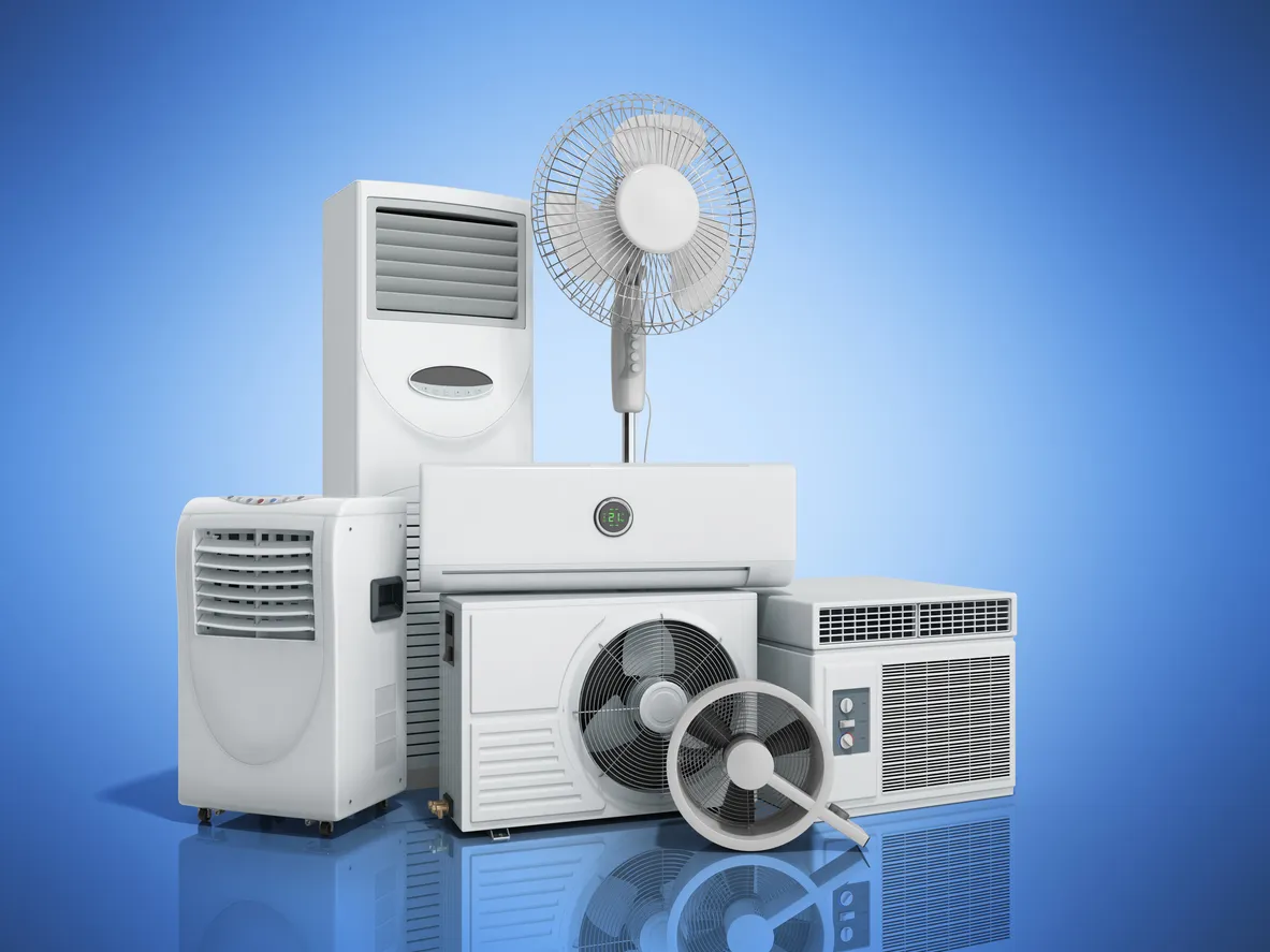 Se muestran diferentes equipos de aire acondicionado