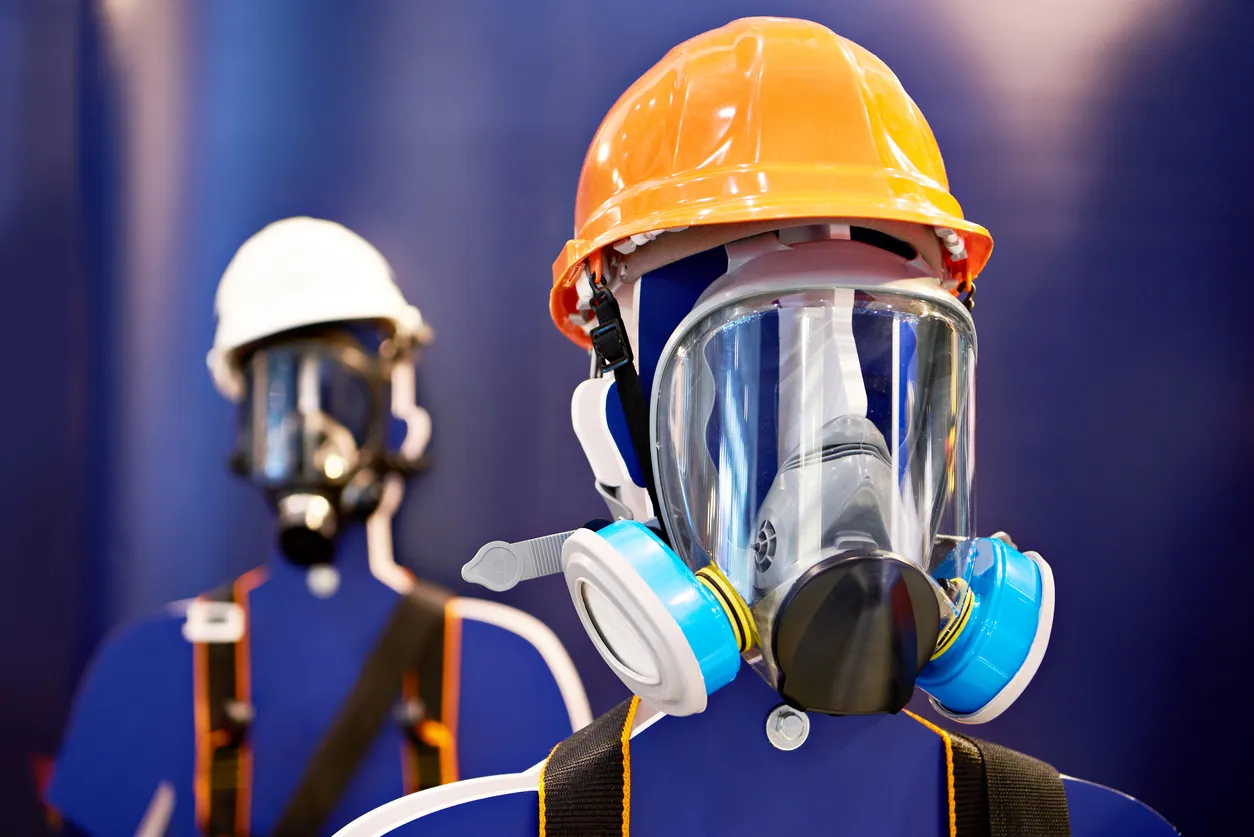Máscaras protectoras con filtros para producción y construcción