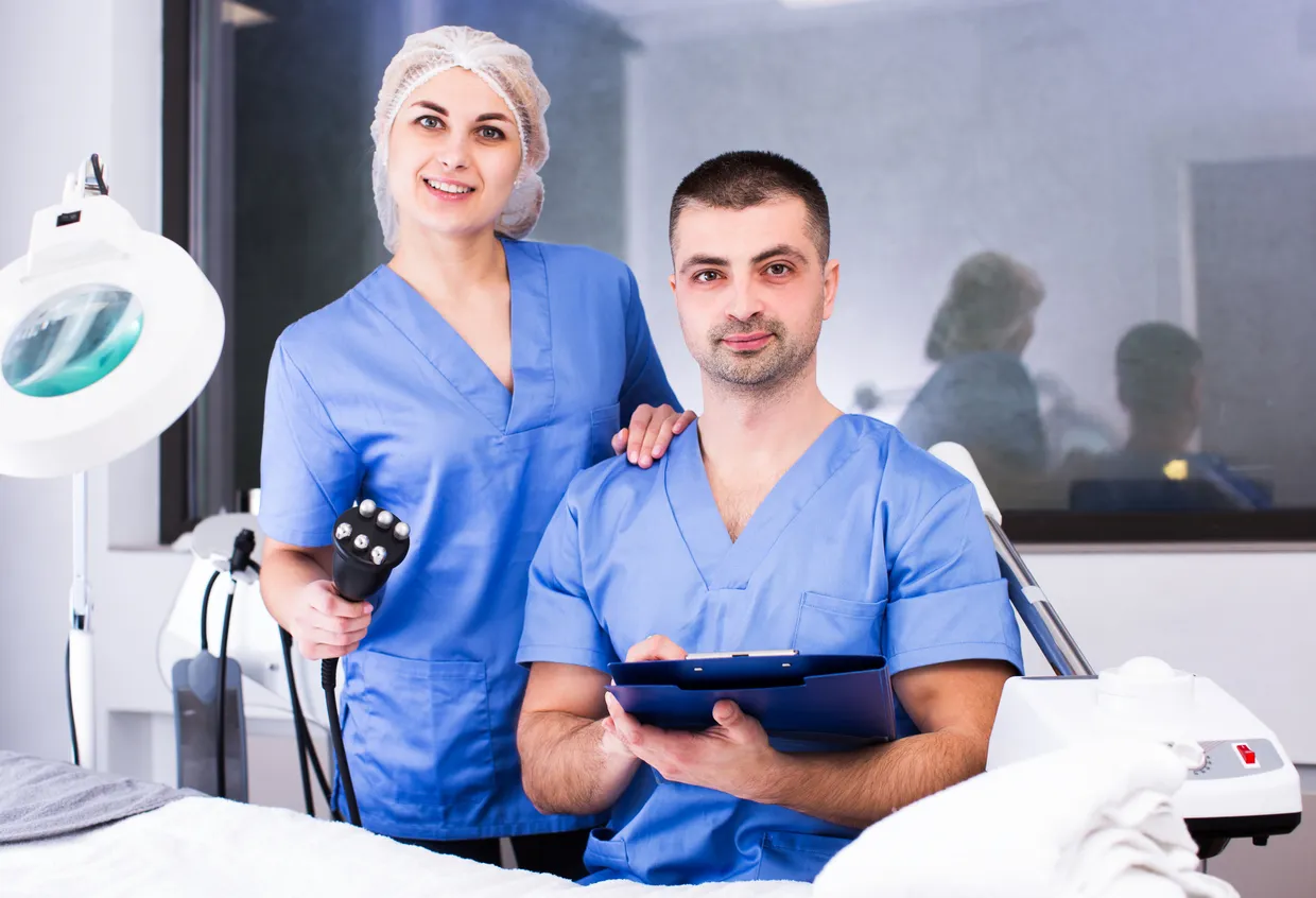 Vestimenta quirúrgica: tipos, características y normas