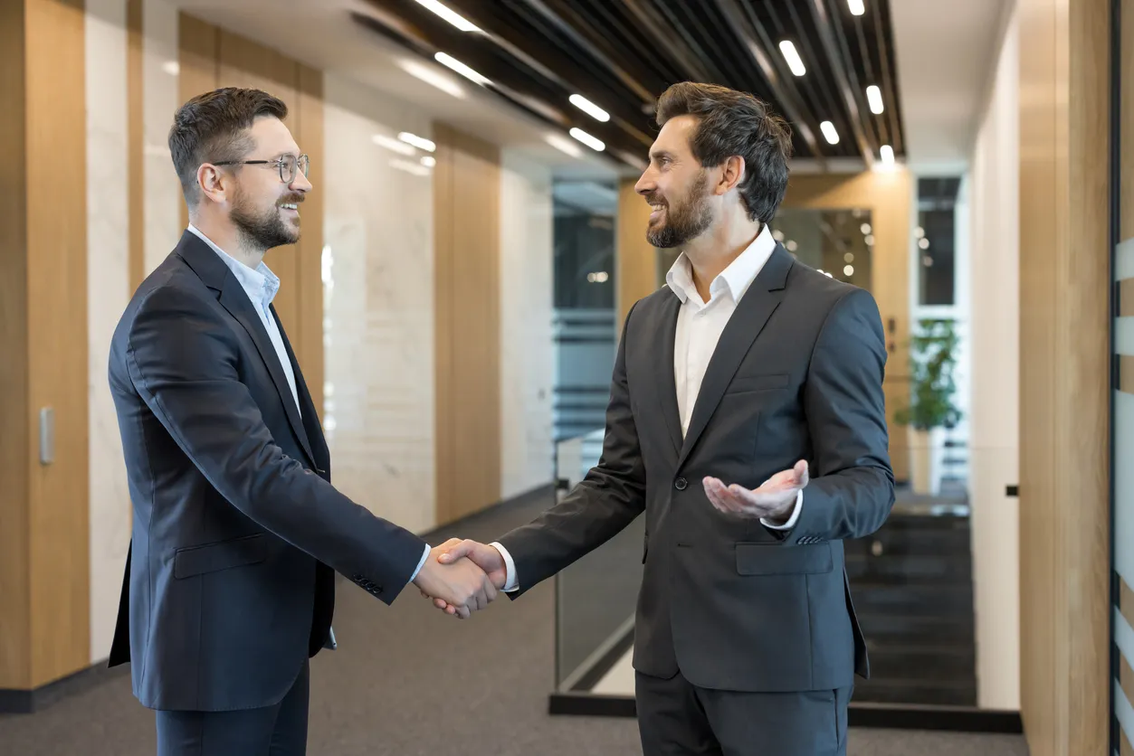 Cómo crear contactos empresariales de valor