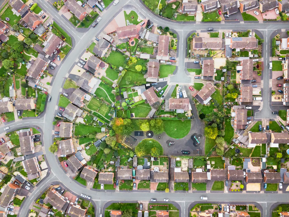 Vista aérea de la urbanización tradicional en Inglaterra