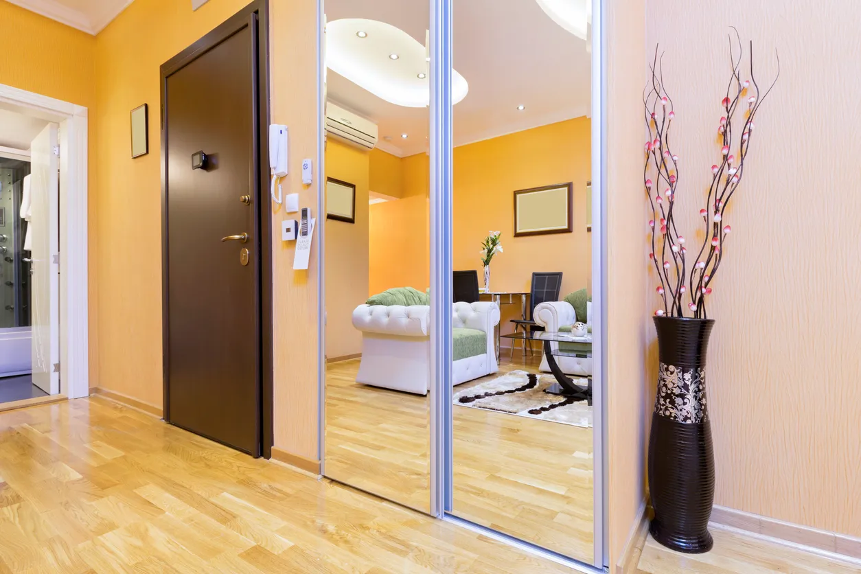 Espejo para puerta: guía completa para compradores profesionales