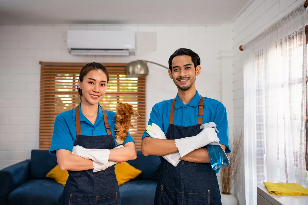Trabajo de limpieza en casa: cómo postular, cuidarte y negociar condiciones