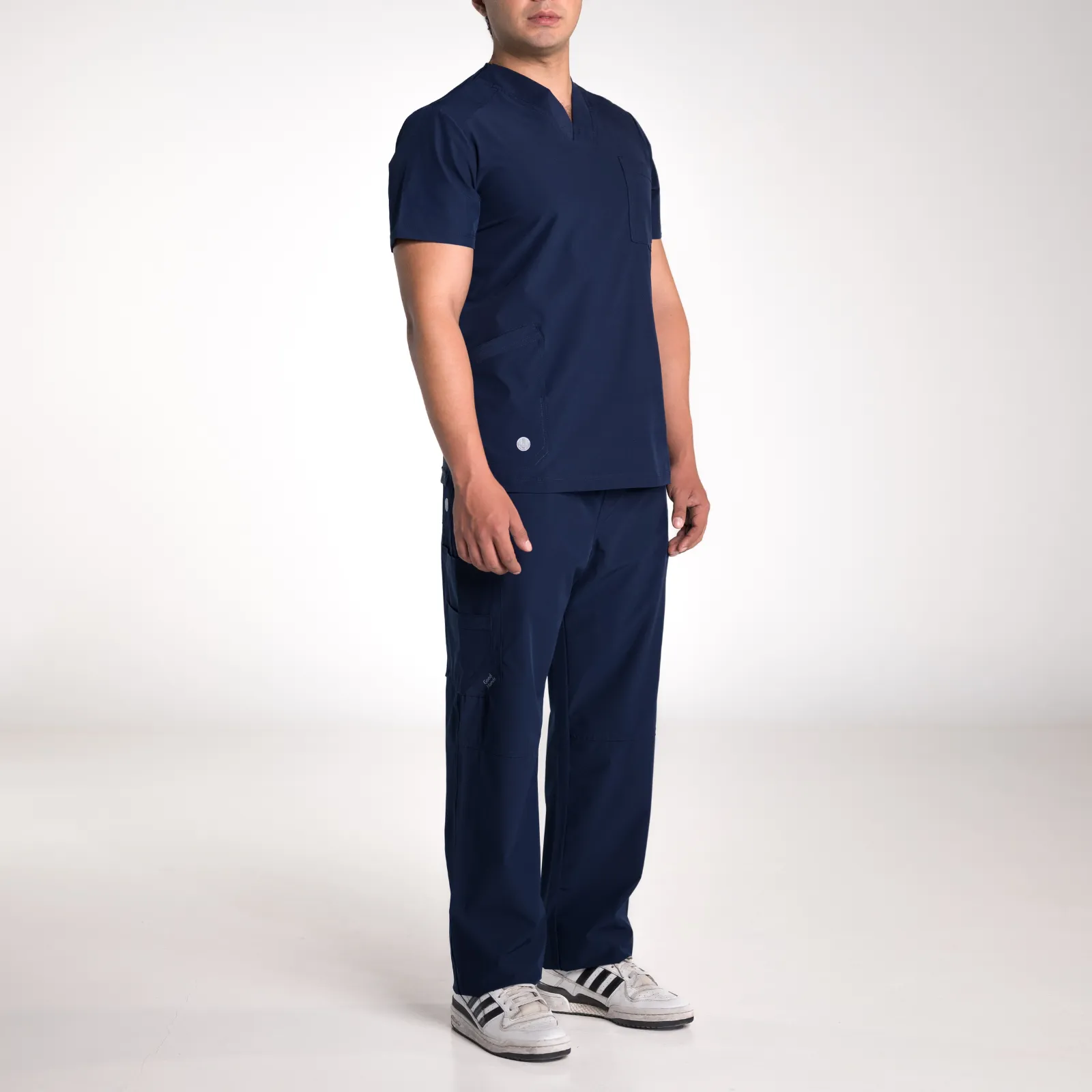 SCRUBS para Caballero UNILINE al Mayoreo Comodidad, Resistencia y Estilo Profesional vista frontal 