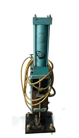 Equipo de alta frecuencia (RF) GENETRON 4 kW para sellado de plástico y curpiel