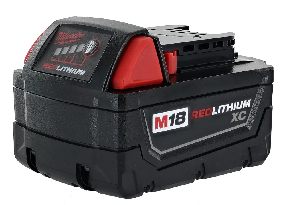 Batería recargable 3 Amp 18V Milwaukee 48-11-1828