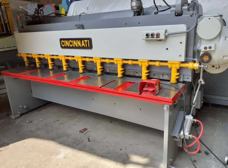 Cizalla Mecánica Cincinnati de 8 Pies x 1/8 Pulgada