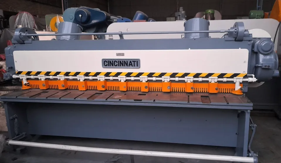 Cizalla Mecánica Cincinnati de 10 Pies x 3/16 Pulgada