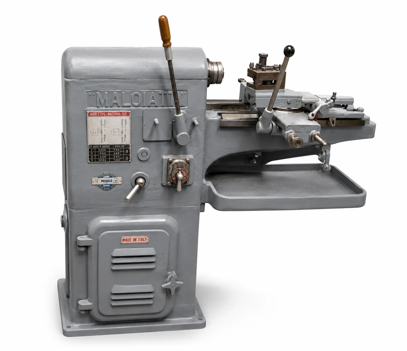 Torno Revólver Manual Maloia-N de 1 Pulgada con 9 Boquillas
